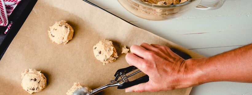 How to Scoop Cookie Dough: Easy Baking Tips for Dropping Drop