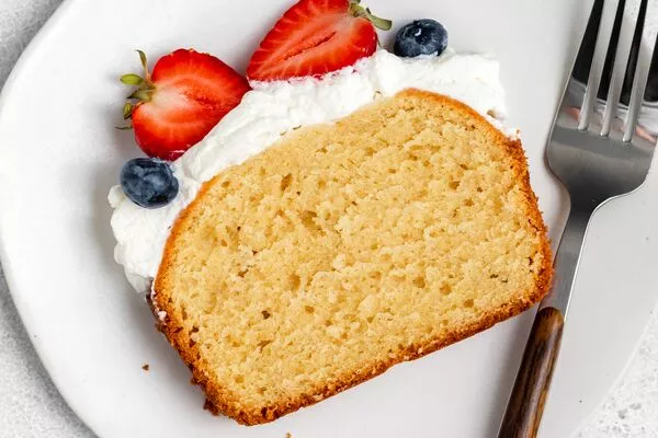 Brown Sugar Pound Cake | C&H® Sugar