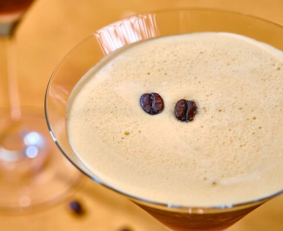 Espresso Martini | Cocktail Recipes | C&H® Sugar