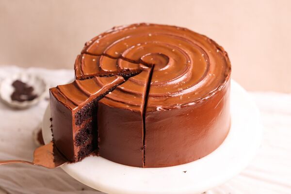 Salted Caramel Chocolate Cake