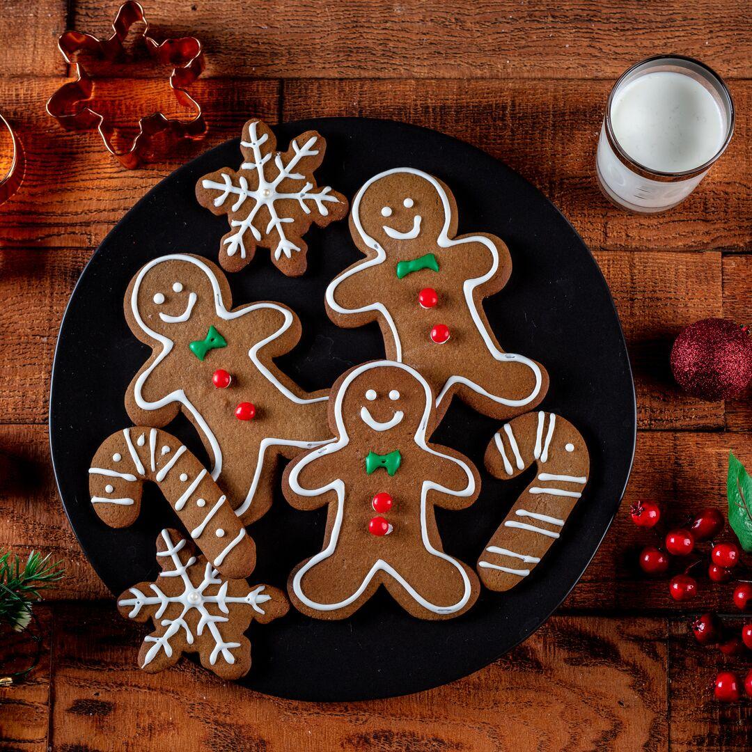 gingerbread cookies made with Domino® Dark Brown Sugar