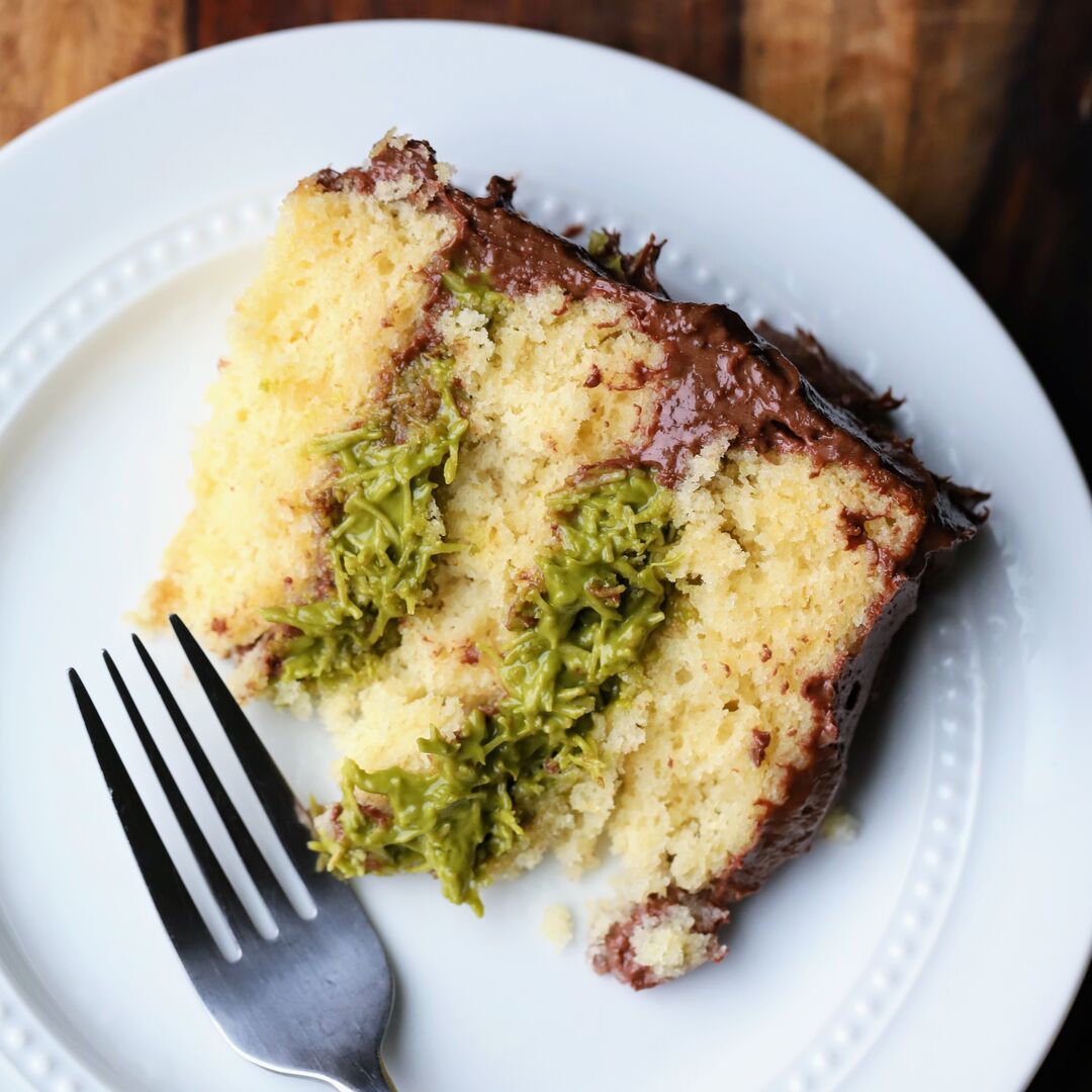 Dubai Chocolate Yellow Cake